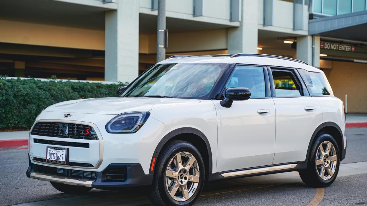 2025 MINI Countryman — Peak Horizon rental